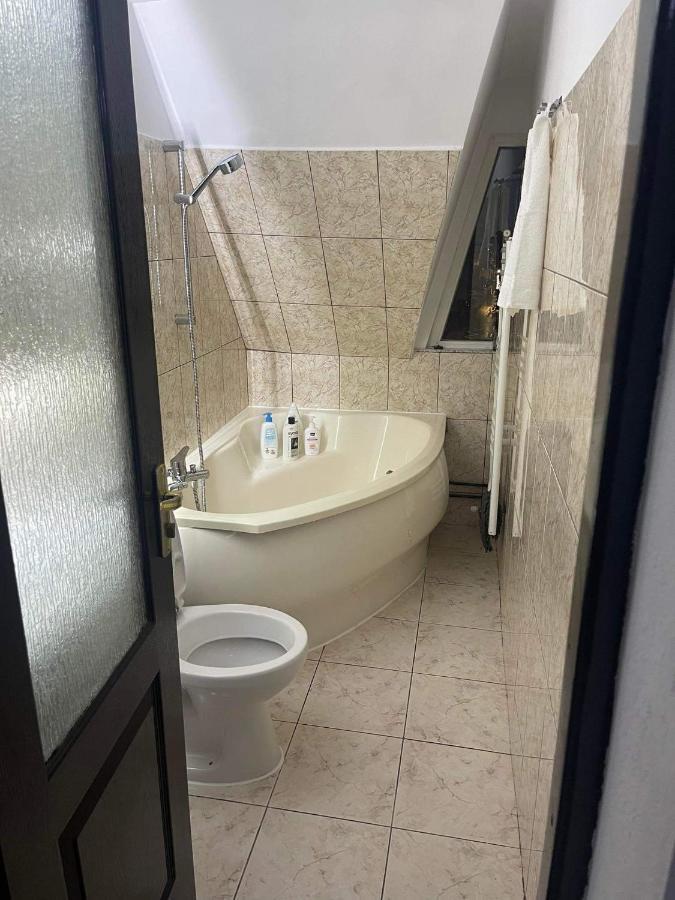 Apartament Ema Bistriţa Eksteriør bilde