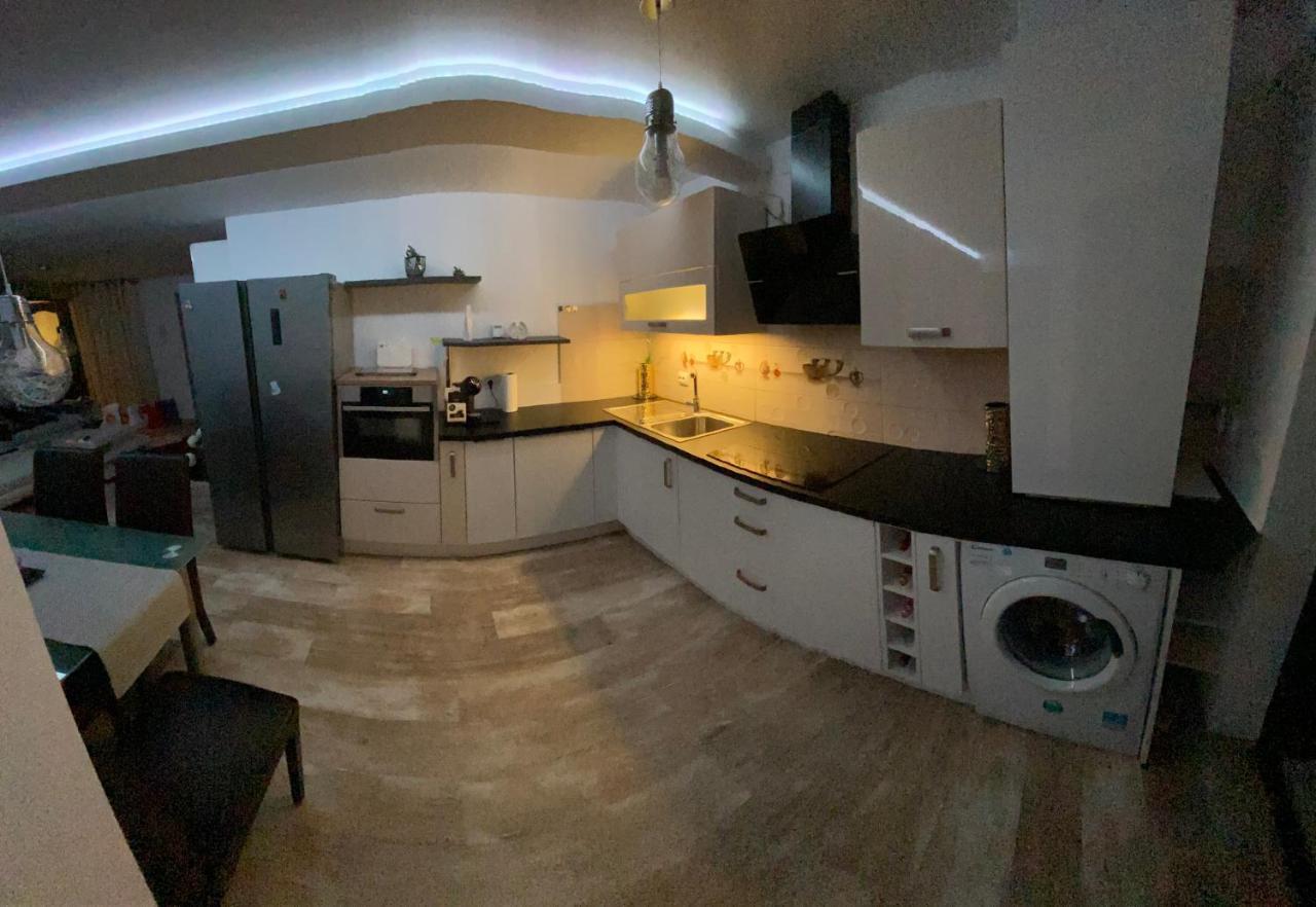 Apartament Ema Bistriţa Eksteriør bilde